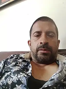 XxX_KING30 Adlı Modelin Canlı XXX Sohbeti