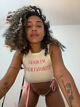 Belkaj's Live XXX Chat