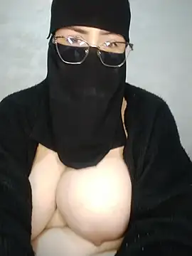 Sexy__Arab 现场XXX聊天