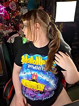 VelvetDiablo Adlı Modelin Canlı XXX Sohbeti