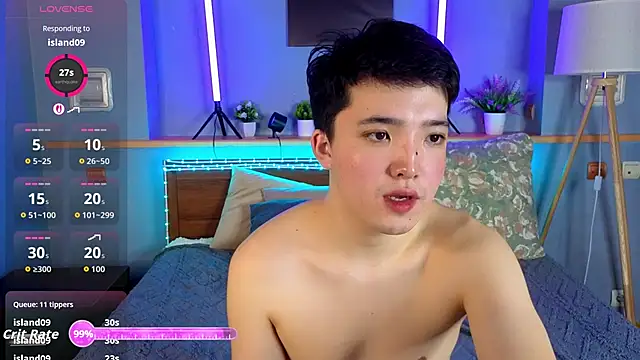 NudGlow's Live XXX Chat