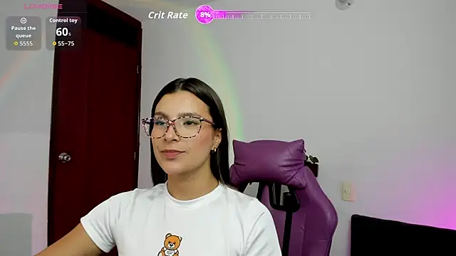 Adhhaaraaa_ Live XXX-Chat