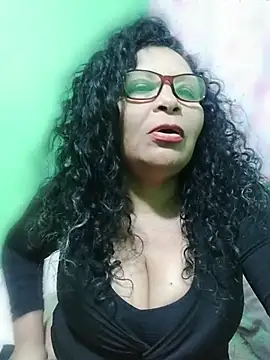 Chat +18 de Amarantha25 ao vivo