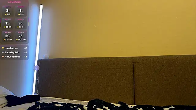 Chat XXX ao vivo de MidnightSophia