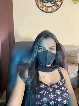 its_ur_flora Adlı Modelin Canlı XXX Sohbeti