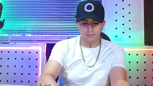 Godofcumxxx Chat XXX in diretta