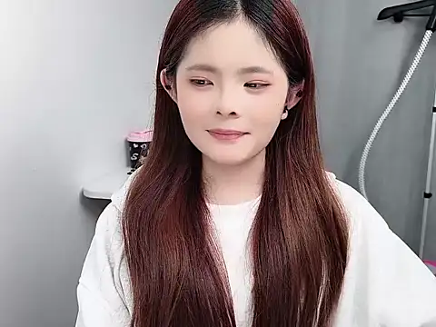 XXX chat uživo modela cherry-_-cherry