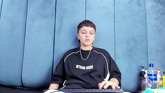 Chatroom XXX en direct de Megan_Thompson_