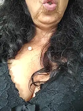 Webkamerová show NakedMILFx