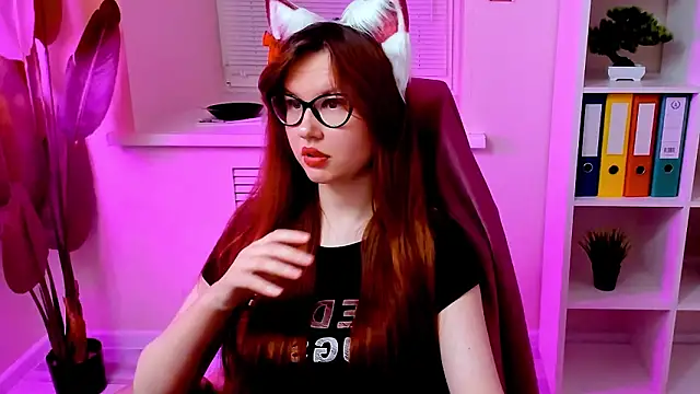 CarolGiggly's Live XXX Chat