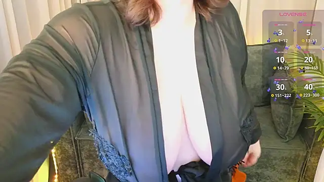 Chat +18 de _feel_me_ ao vivo