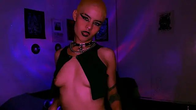 alex_one888 élő XXX-chatje