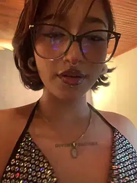 Chat XXX Live LilithMonette