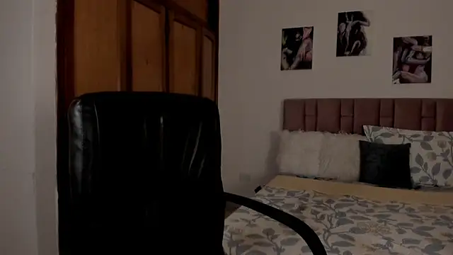 Charlotte_Bayron Live XXX Chat