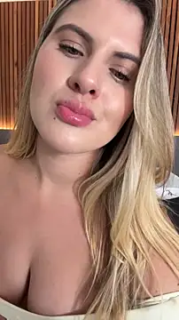 EmiilyAdams_ Obrolan Langsung XXX