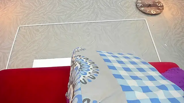 KOURTNEY-- 即時 XXX 聊天