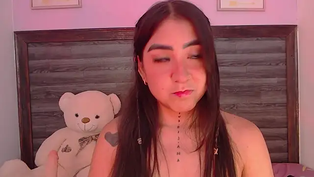 Chat +18 de AdaaMillan ao vivo