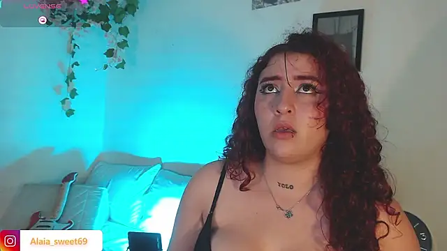 alaia_sweetxxx: онлайн-секс-чат