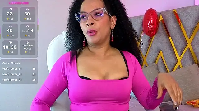 Cintiia_Holmes ওয়েবক্যাম শো