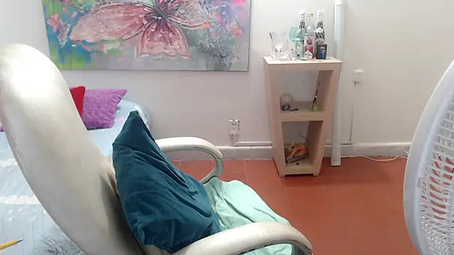 leonela_69 Live XXX-chat