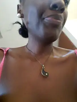 Chat +18 de Ferrarrii ao vivo