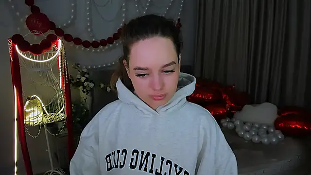 MiracleCurly's Live XXX Chat