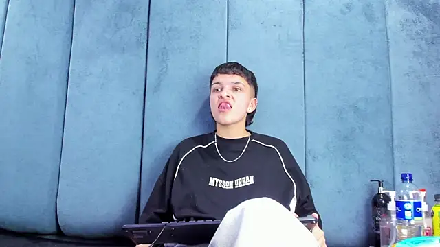 Chat XXX en directo de Megan_Thompson_