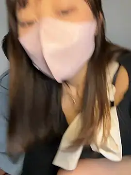 erokami36 Adlı Modelin Canlı XXX Sohbeti