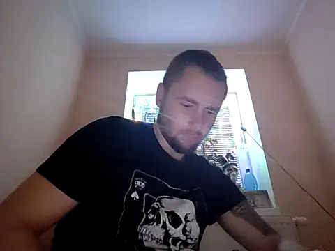 Vladyslav30 Adlı Modelin Canlı XXX Sohbeti