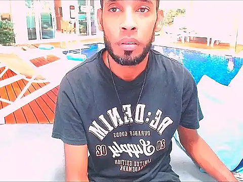 IndianMagicMike Adlı Modelin Canlı XXX Sohbeti