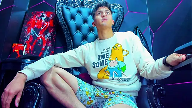 Ethan_Waalker Adlı Modelin Canlı XXX Sohbeti