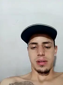 Chat +18 de Cristianramos199 ao vivo