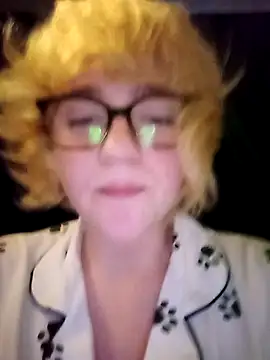 mcjbgfhgjhiiilllufjyf Chat XXX in diretta