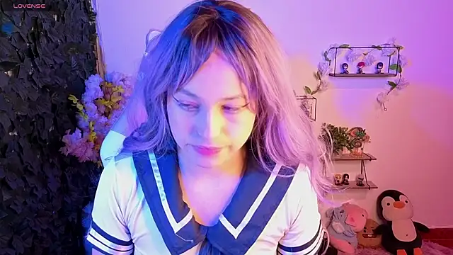 Eymmy_24 Adlı Modelin Canlı XXX Sohbeti