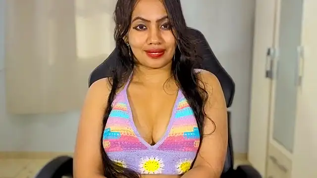 FannyXhot Adlı Modelin Canlı XXX Sohbeti