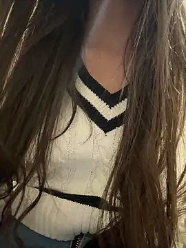 Chat XXX en directo de Isabella21_