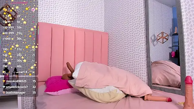 แชท XXX สดของ carolinecastle