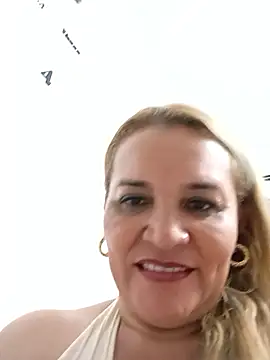 charlotte_milf30 Obrolan Langsung XXX