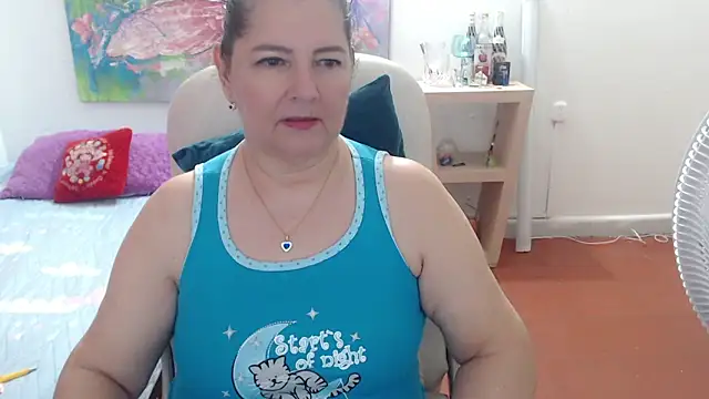 leonela_69 live XXX chat