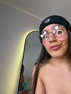 EVA_WILD1's Live XXX Chat