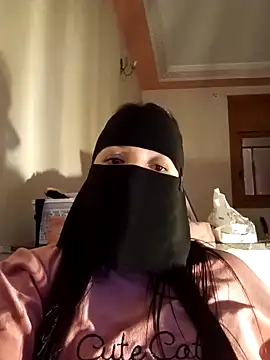 LONA-_- live XXX chat