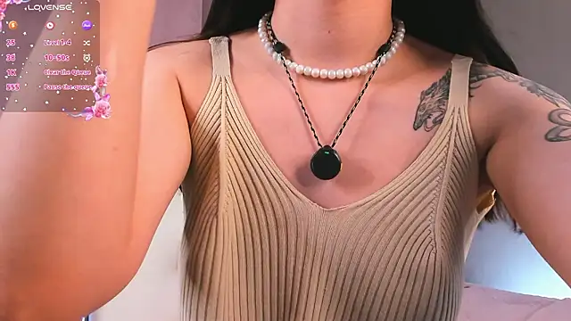 Glowian Live XXX chat