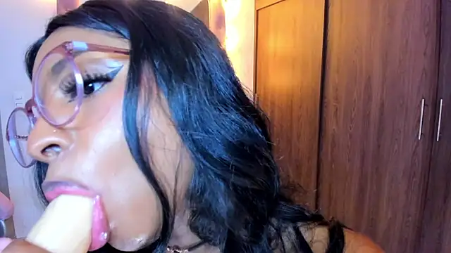 Chatroom XXX en direct de alikahouston4