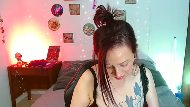 Catamilf77's Webcam Show