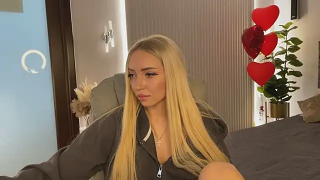 OhMyEmma's Live XXX Chat