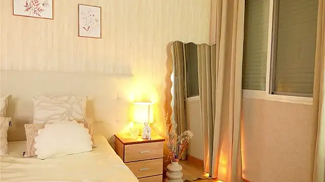 ZamphyraNightt's Live XXX Chat