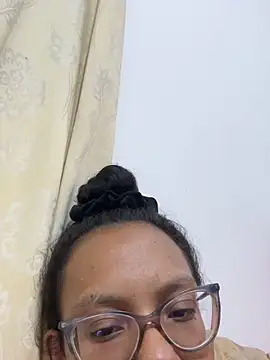 Curly_lily's Live XXX Chat