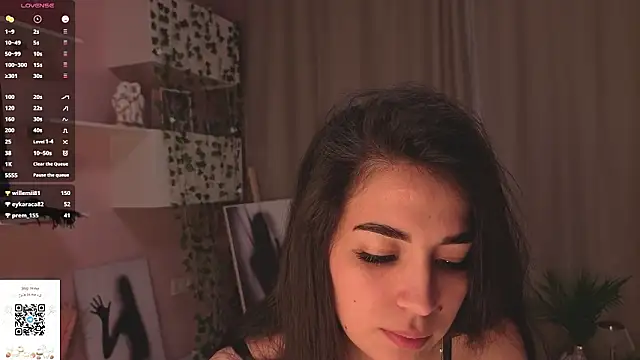 EmmyNoel's Live XXX Chat