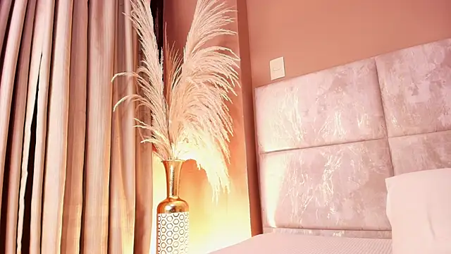 MiaaHarperr's Live XXX Chat