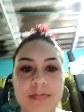 Chatroom XXX en direct de THALASSA_DIOSA